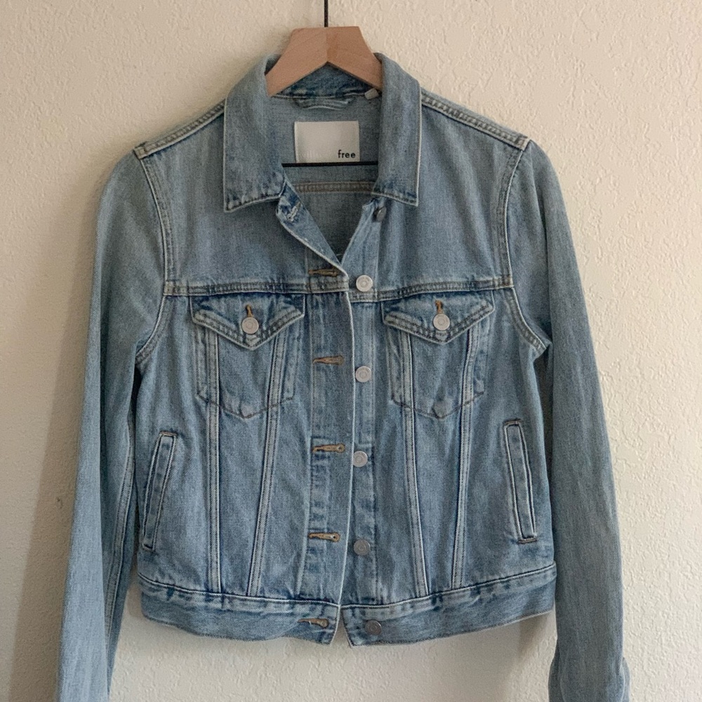 Aritzia Wilfred Free Denim Jacket M (runs small)